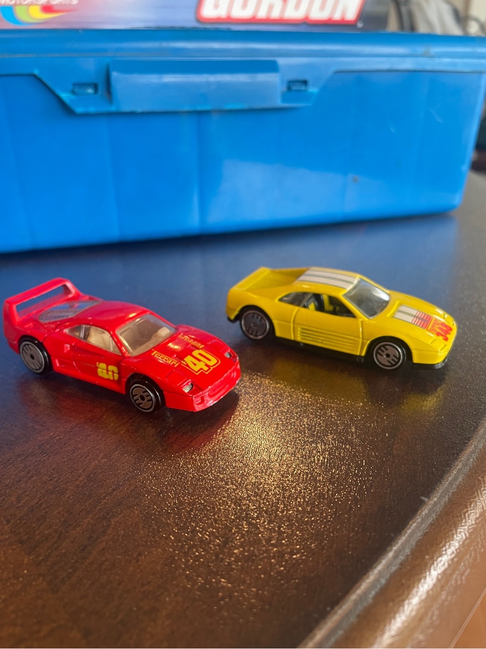 Collection of 2 hotwheels vintage 1:64 scale Diecast 
Ferrari,s